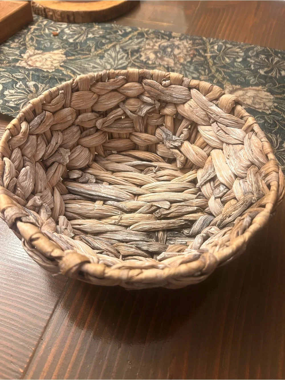9” Handwoven Natural Seagrass Decorative Bowl - Neutral Tan